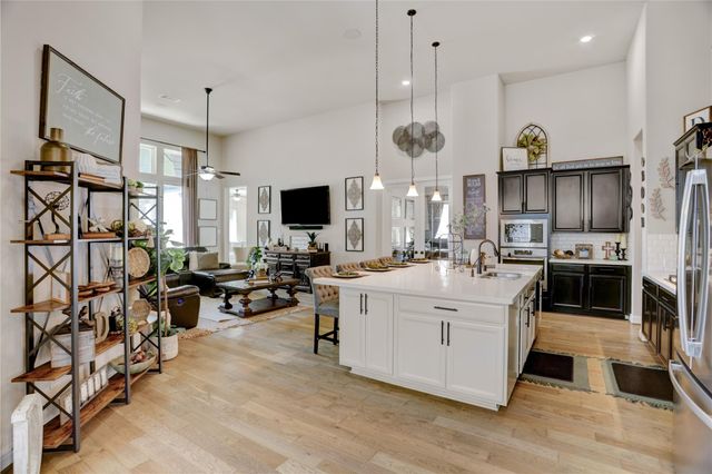 9518 Humboldt Trail, Iowa Colony, TX 77583