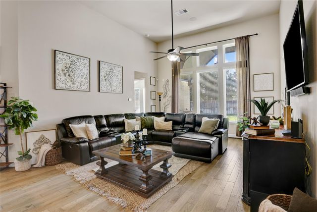 9518 Humboldt Trail, Iowa Colony, TX 77583