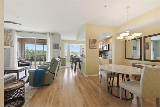 7515 Stoneybrook DR # 841, Naples, FL 34112