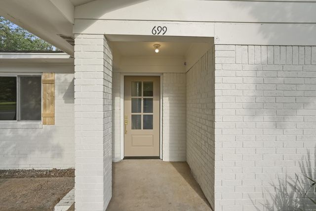 699 Lantrip Road, Sherwood, AR 72120