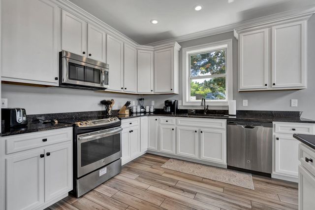 341 Russell Lane, Decatur, TN 37322