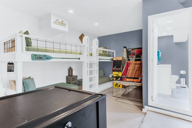 131 Greenway Bend, Pottsboro, TX 75076