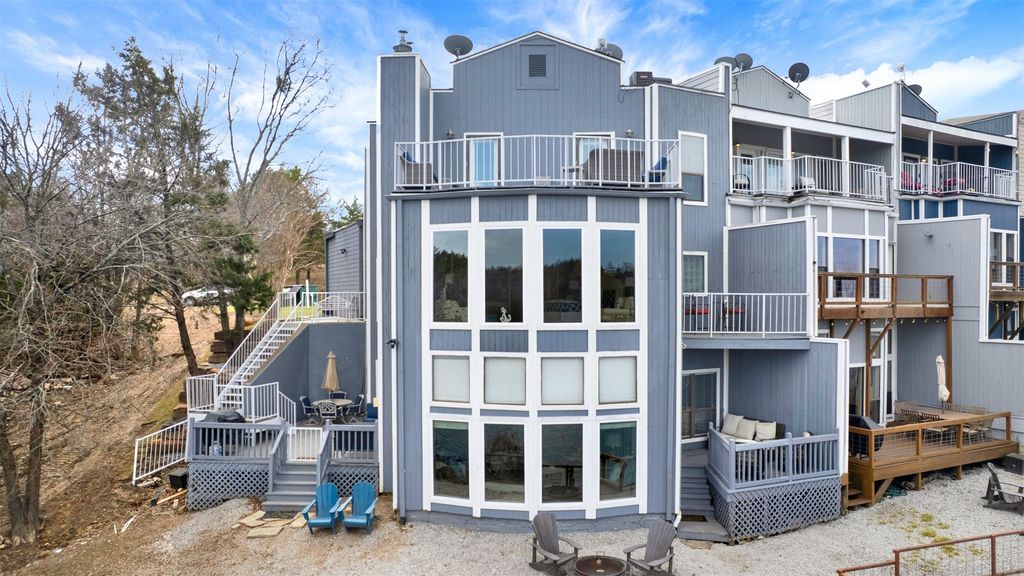 131 Greenway Bend, Pottsboro, TX 75076