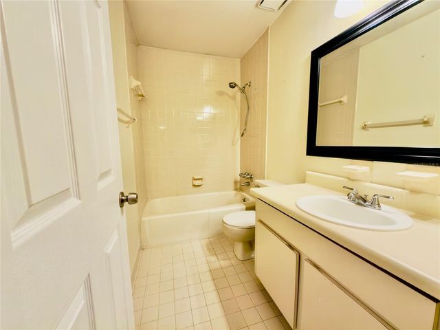 5323 11TH ST CIRCLE E, Bradenton, FL 34203