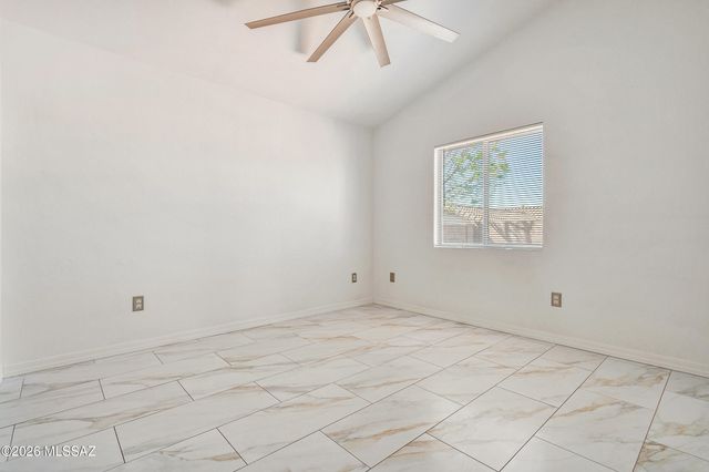 6532 W Harbin Ridge Way, Tucson, AZ 85757