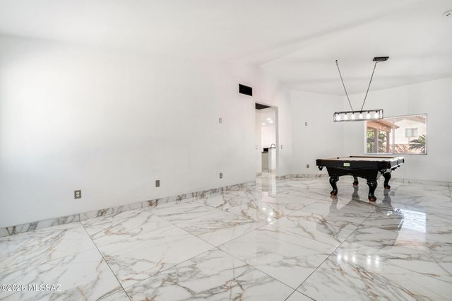 6532 W Harbin Ridge Way, Tucson, AZ 85757