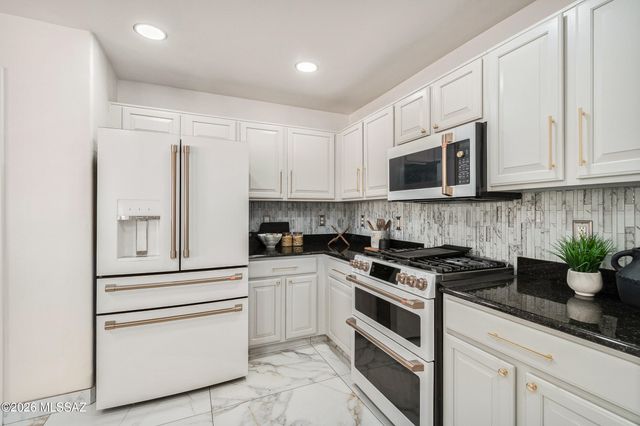 6532 W Harbin Ridge Way, Tucson, AZ 85757