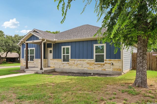 1535 Larkspur, San Antonio, TX 78213