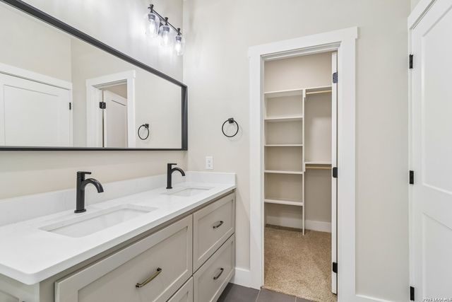 1535 Larkspur, San Antonio, TX 78213