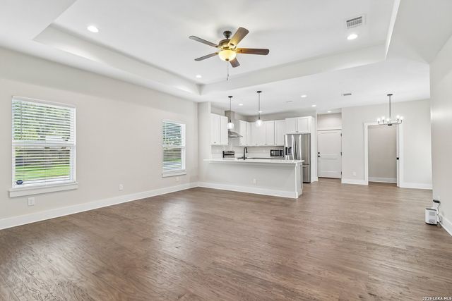 1535 Larkspur, San Antonio, TX 78213