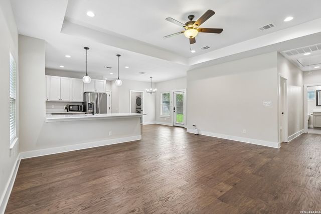 1535 Larkspur, San Antonio, TX 78213