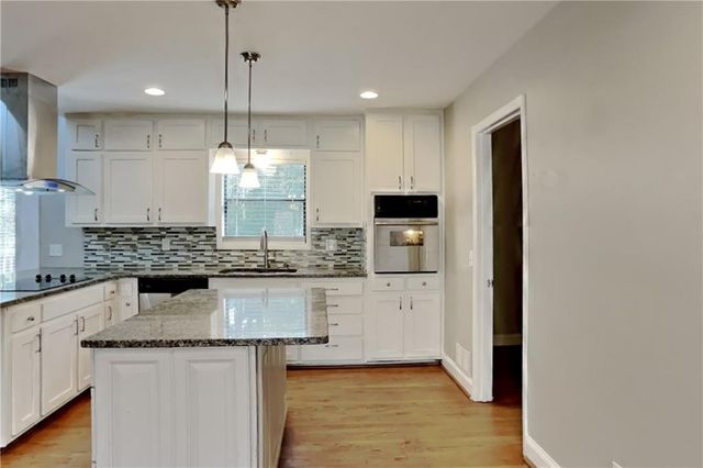 2731 Georgian Terrace, Marietta, GA 30068