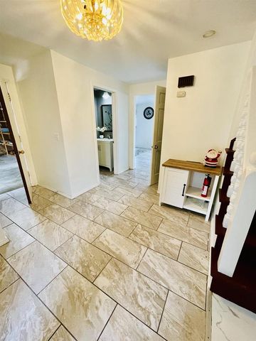 2565 CARMEL LANE, Green Bay, WI 54311