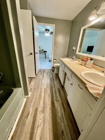 2565 CARMEL LANE, Green Bay, WI 54311