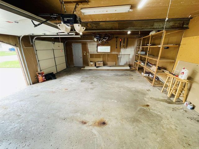 2565 CARMEL LANE, Green Bay, WI 54311