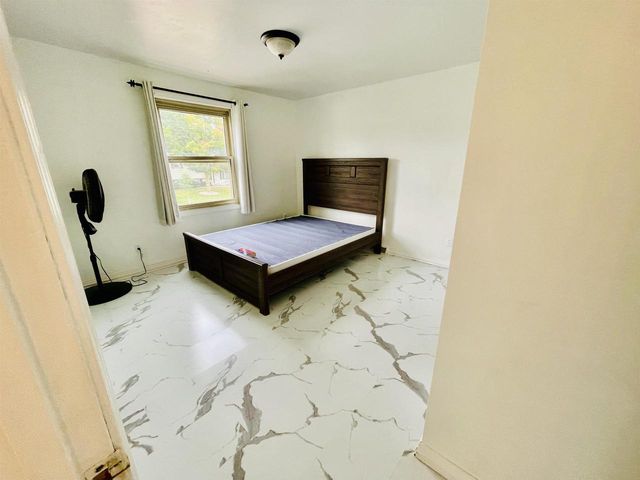 2565 CARMEL LANE, Green Bay, WI 54311