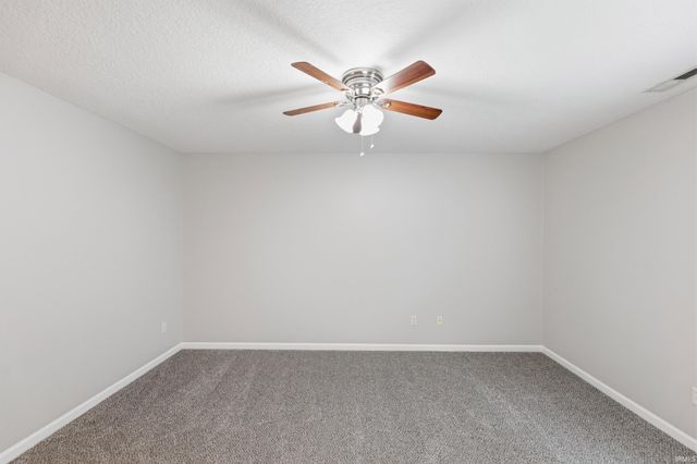 3830 Stanton Hall Parkway, Fort Wayne, IN 46815