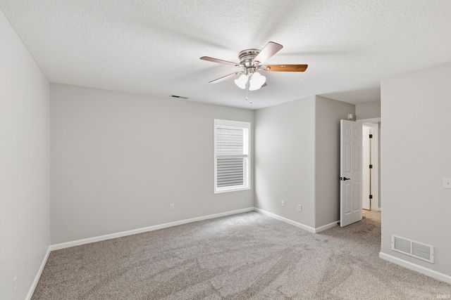 3830 Stanton Hall Parkway, Fort Wayne, IN 46815