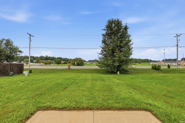 3830 Stanton Hall Parkway, Fort Wayne, IN 46815