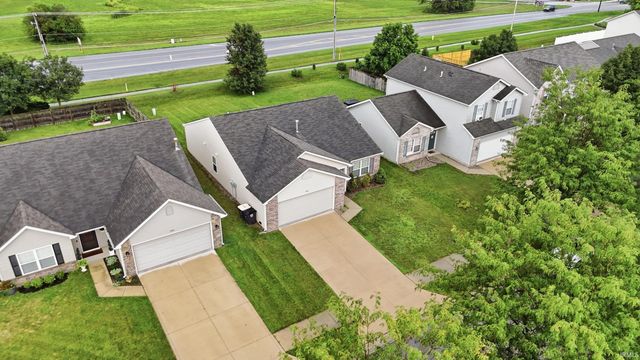 3830 Stanton Hall Parkway, Fort Wayne, IN 46815