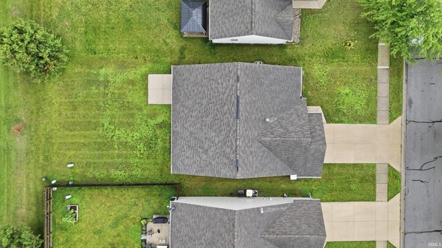 3830 Stanton Hall Parkway, Fort Wayne, IN 46815