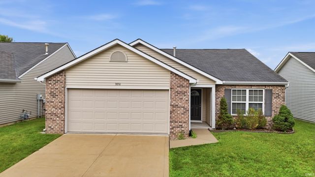 3830 Stanton Hall Parkway, Fort Wayne, IN 46815