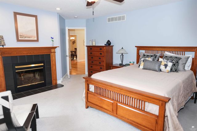 4008 Michelle Circle, Manhattan, KS 66503