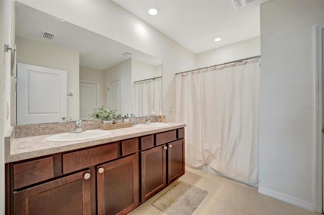 16341 LITTLE GARDEN DRIVE, Wimauma, FL 33598