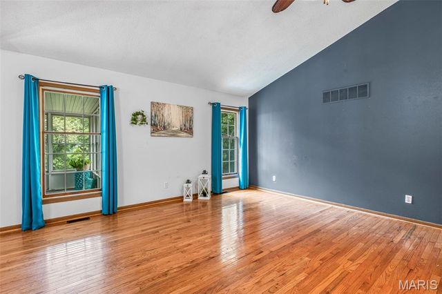 4361 E Swaller Road, Imperial, MO 63052