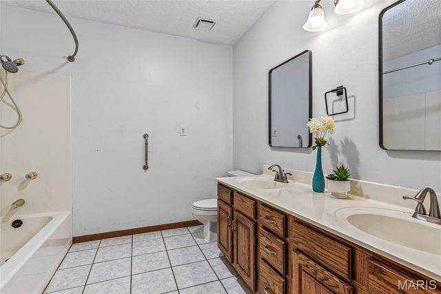 4361 E Swaller Road, Imperial, MO 63052