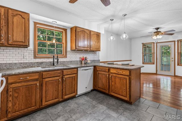 4361 E Swaller Road, Imperial, MO 63052