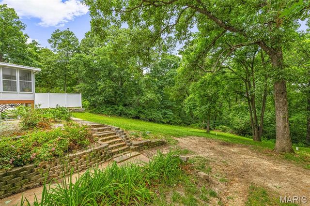 4361 E Swaller Road, Imperial, MO 63052