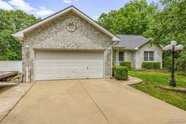 4361 E Swaller Road, Imperial, MO 63052