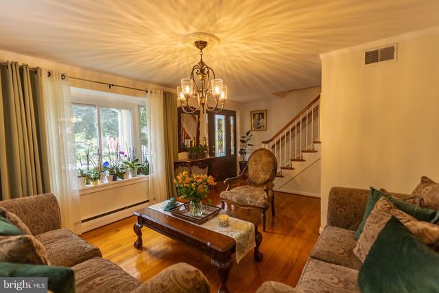 422 CARSONIA AVE, Reading, PA 19606