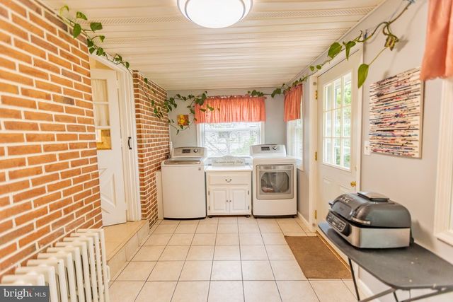 422 CARSONIA AVE, Reading, PA 19606