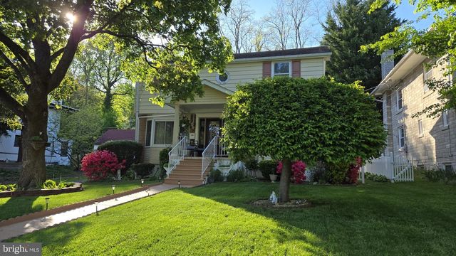 422 CARSONIA AVE, Reading, PA 19606