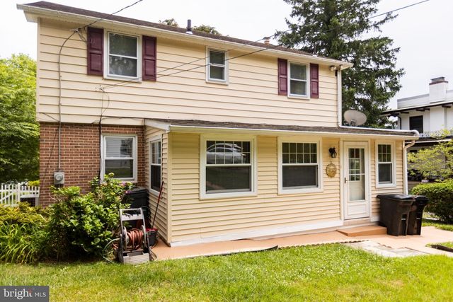 422 CARSONIA AVE, Reading, PA 19606