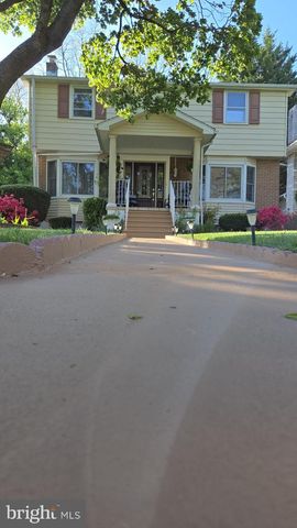 422 CARSONIA AVE, Reading, PA 19606