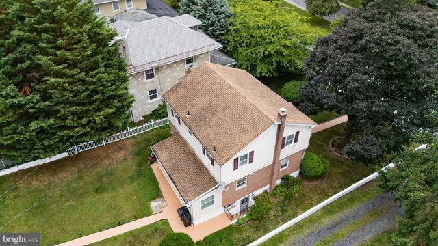 422 CARSONIA AVE, Reading, PA 19606
