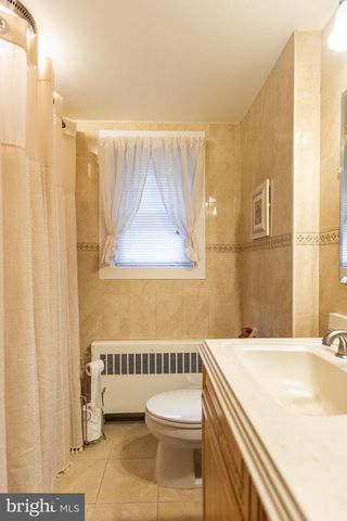 422 CARSONIA AVE, Reading, PA 19606