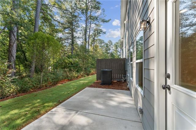 671 Sunstone Lane, Lawrenceville, GA 30043