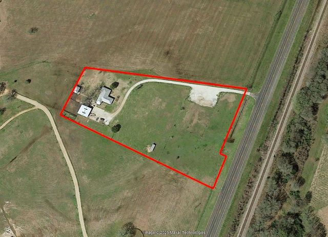 9596 W Us Highway 79, Hearne, TX 77859