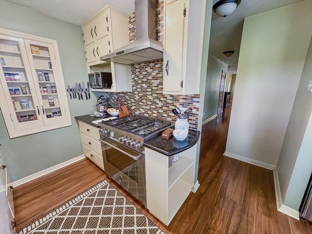 9596 W Us Highway 79, Hearne, TX 77859