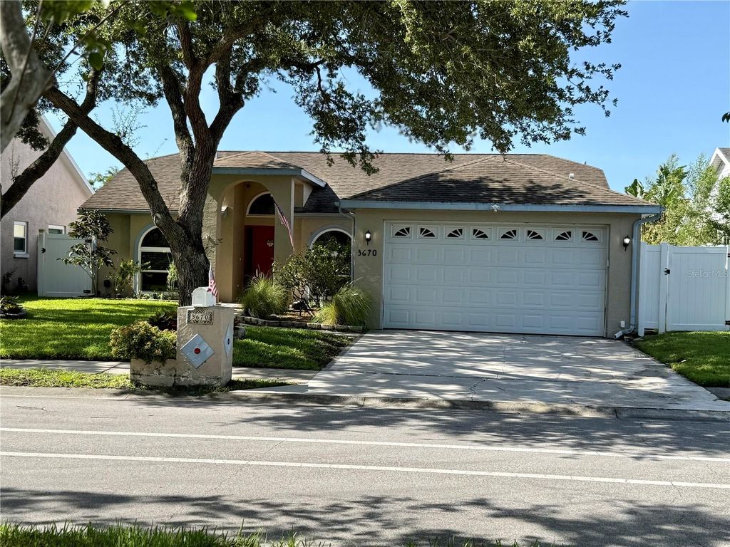 3670 LAKE BOULEVARD, Clearwater, FL 33762