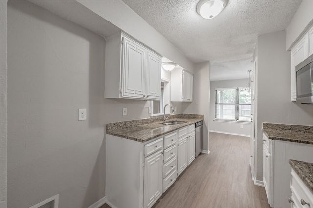 1250 Granada Lane, Lewisville, TX 75067