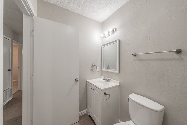 1250 Granada Lane, Lewisville, TX 75067