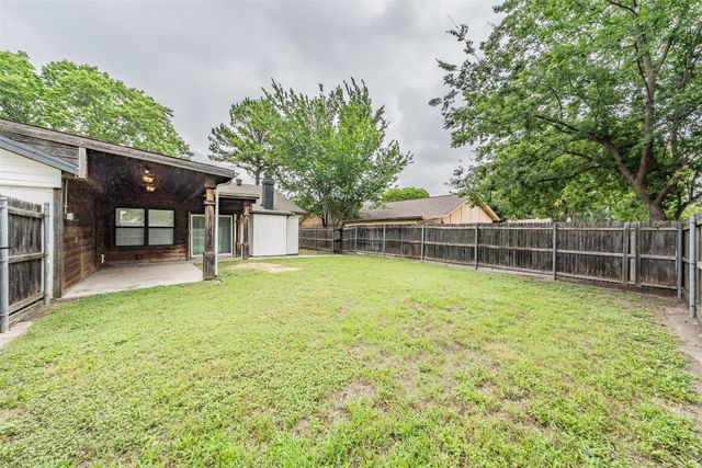 1250 Granada Lane, Lewisville, TX 75067