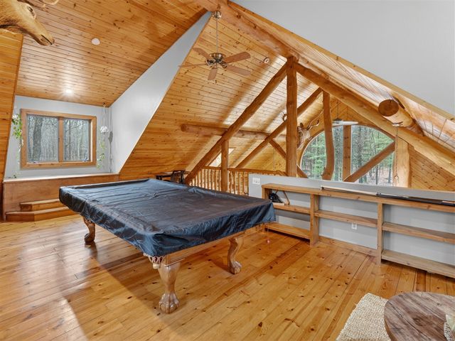 837 E Whitetail Drive, Midland, MI 48640