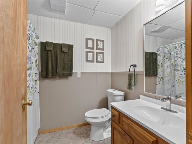837 E Whitetail Drive, Midland, MI 48640