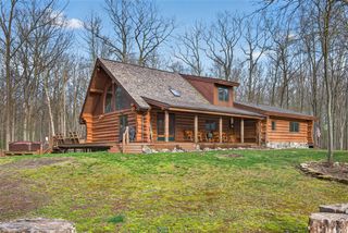 837 E Whitetail Drive, Midland, MI 48640